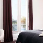 Logis La Ruche Hotel
