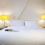 Hotel Logis La Ruche 2*