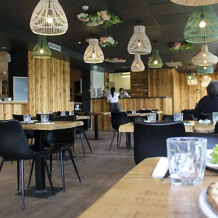 La Ruche Hotel
