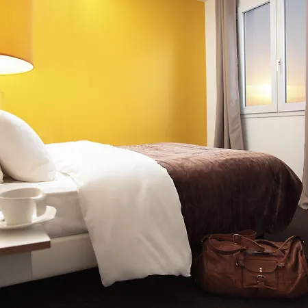 Hotel Logis La Ruche Rolleboise