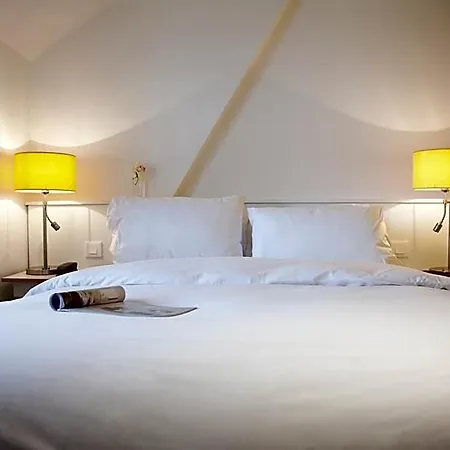 Hotel Logis La Ruche Rolleboise