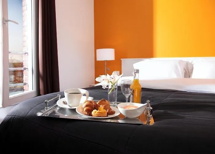 Hotel La Ruche Rolleboise
