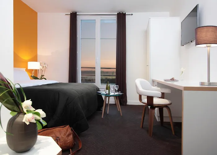 Logis La Ruche Otel